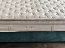 Load image into Gallery viewer, Deuce Adjustment Topper - Ace Size® ( For Cotton Premium Mattress)