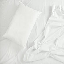 Load image into Gallery viewer, 825TC Sateen Sheet Set: Family&lt;sup&gt;®&lt;/sup&gt; Size